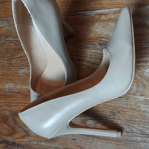 M&M 4 for $12 Shoes - Picture 2 of 8